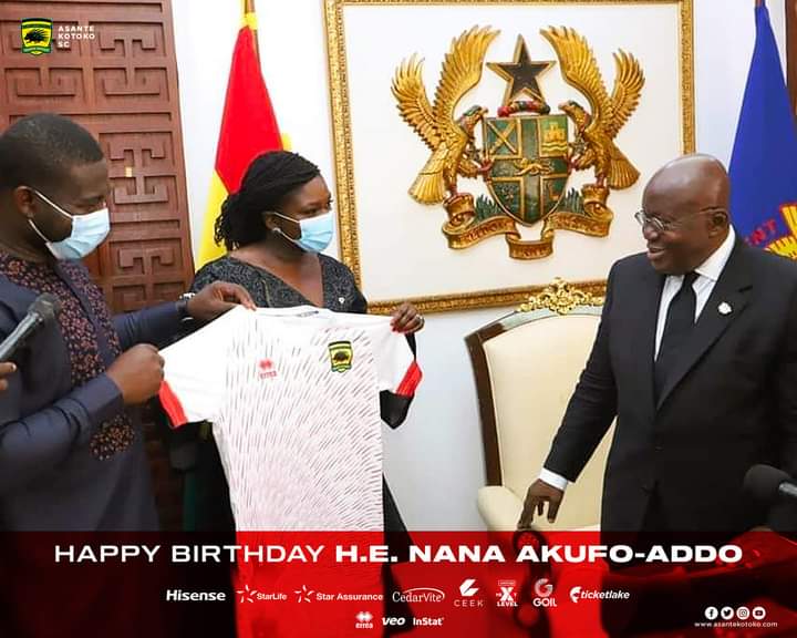 NYA_for_Project's tweet photo. Happy Birthday 🎉 to our fan and President of Ghana 🇬🇭 Nana Addo Dankwa Akufo-Addo.

Have a good one, Sir!!

#GyeNyame https://t.co/RJhAwZU3u4