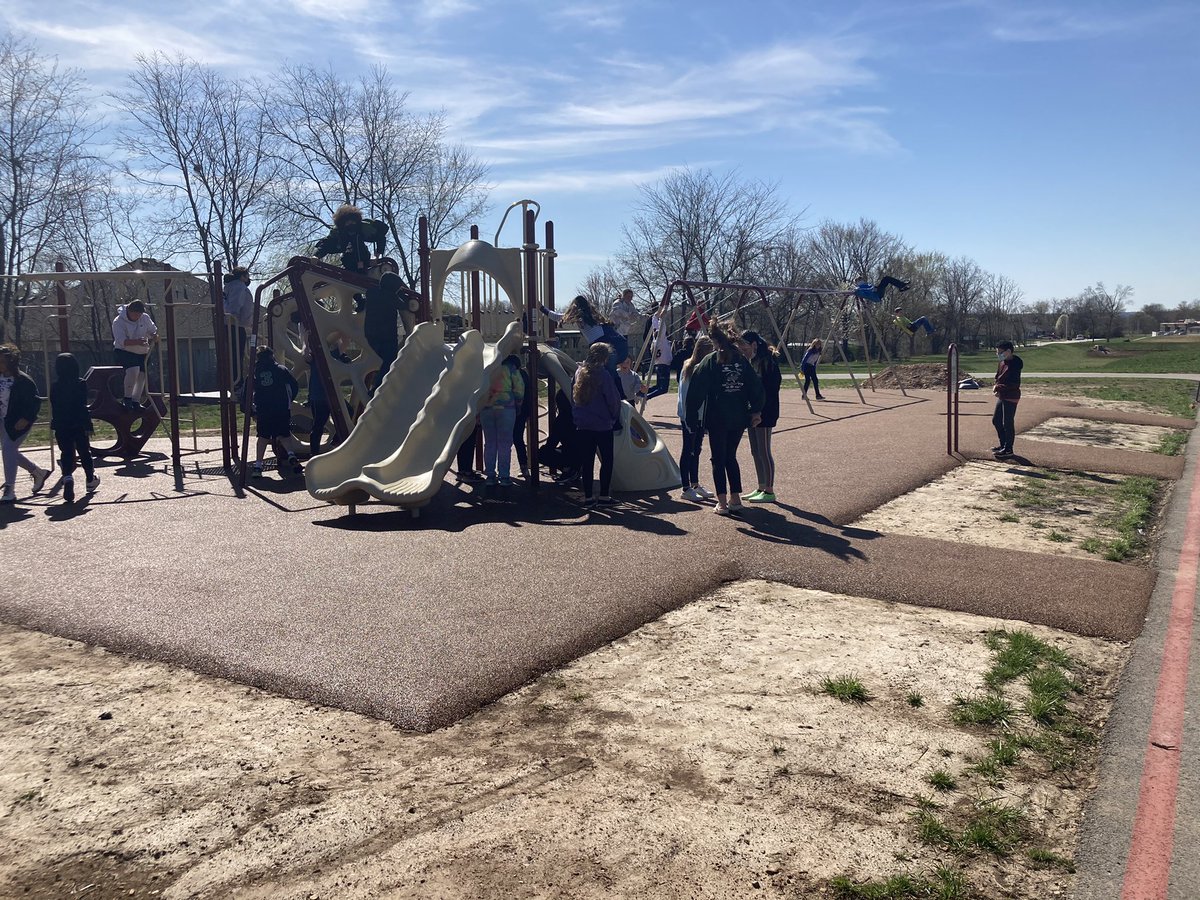 jenbartels16's tweet photo. Playing on our new playground!  The recycle tire ground is awesome!!  Thanks @pippinstacey !!! https://t.co/I15VuasrnS