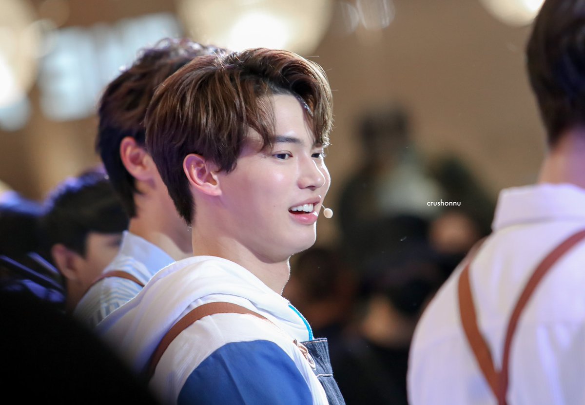 crushonnu's tweet photo. ตกหลุมรักวนปัยยยยยย~~☺️🥰✨💖💚 #DutchmillPromParty #winmetawin https://t.co/Xd2imHcTDj