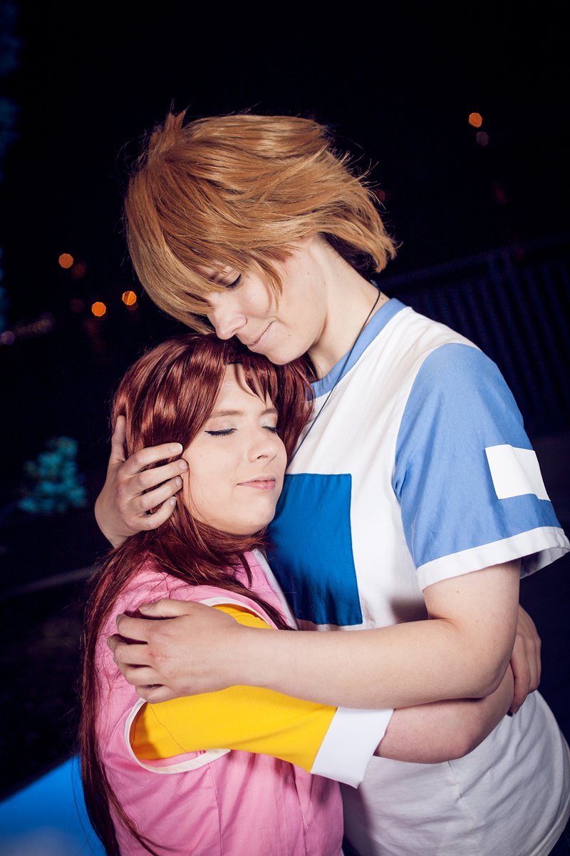 KaratekaLi's tweet photo. Vesterday @Yamina_Maka visited me and we looked at old cosplay Photos and DAMN we really where the most adorable siblings, ok?!?!!!

#shizuka #jonouchi #serenity #joey #yugioh #yugiohcoslay #ygo #wheeler https://t.co/M0XYEiyWhq