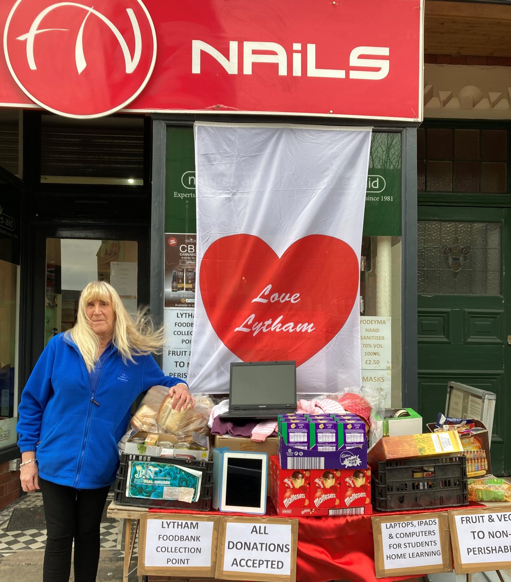 TAFBlackpool's tweet photo. We would like to thank Lytham Food Bank for their continued donations of dried food, tinned food and drinks. 🥫 🧃

These items have been bagged up and delivered to our Blackpool hostels and move-on flats. https://t.co/MqYBffkXOA
