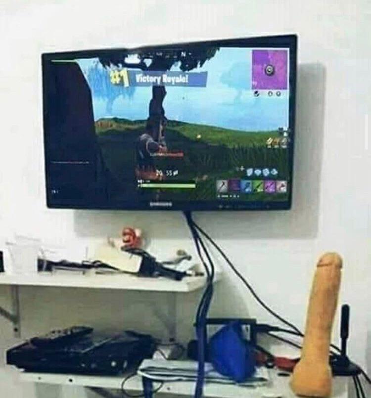 ThePSPope's tweet photo. @Xbox Its not much but it's mine. https://t.co/jlUhB56TMP
