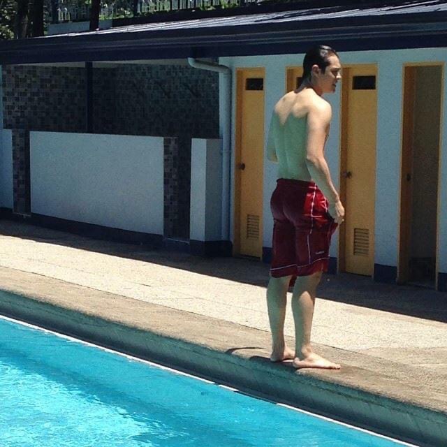 Adjong10's tweet photo. Happy 29th  birthday  quen!

Enjoy your day!

Live life to the fullest bro!

#HappyQUENrantineBDAY https://t.co/QZkIvHTjN0