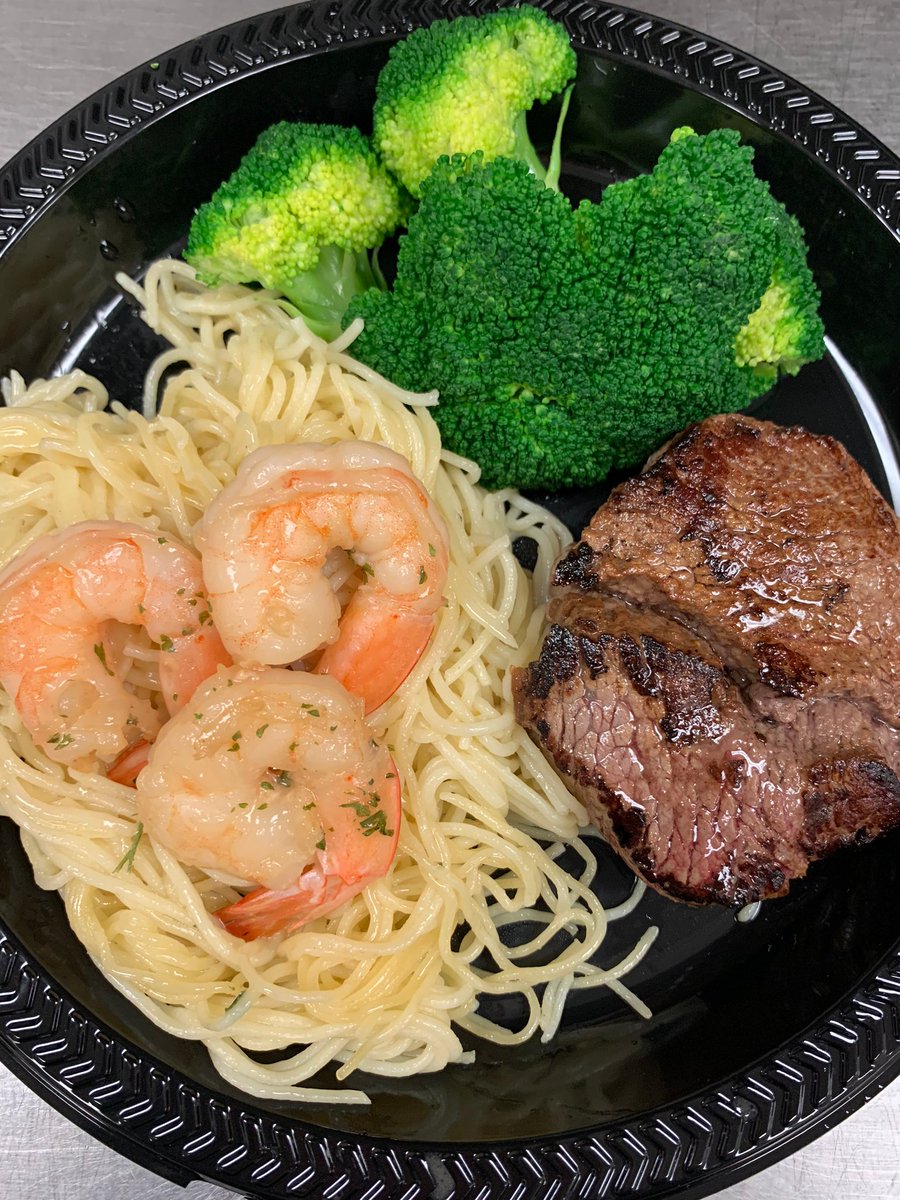 ChartwellsPNW's tweet photo. Today we’re offering our Surf and Turf special at the Hammond Cafe! What a great start to the week! #pnwdining #purduenorthwest https://t.co/ltV2xb2aB0