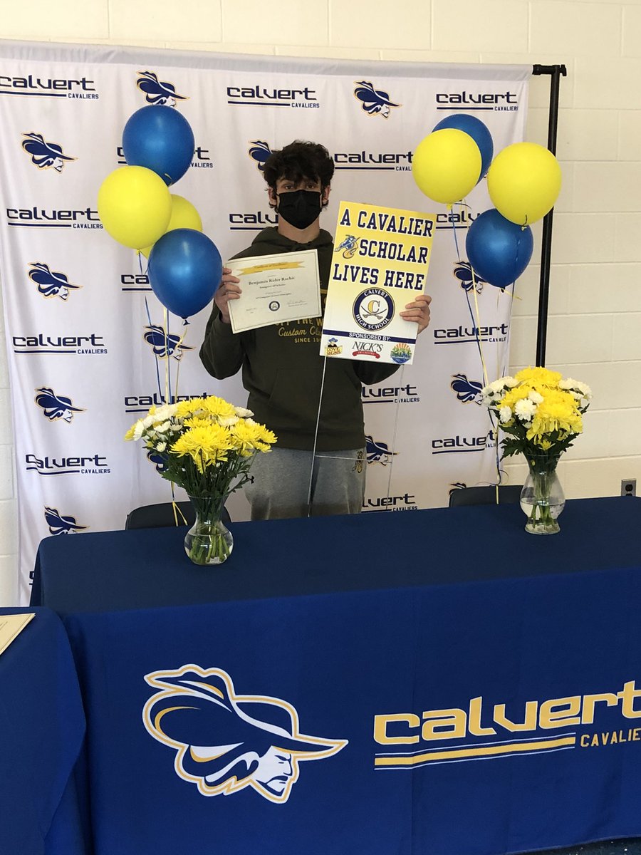 MrsRachic's tweet image. Thank you @THECalvertHigh for an AP signing day! Great job Ben!! #apcomputerscience