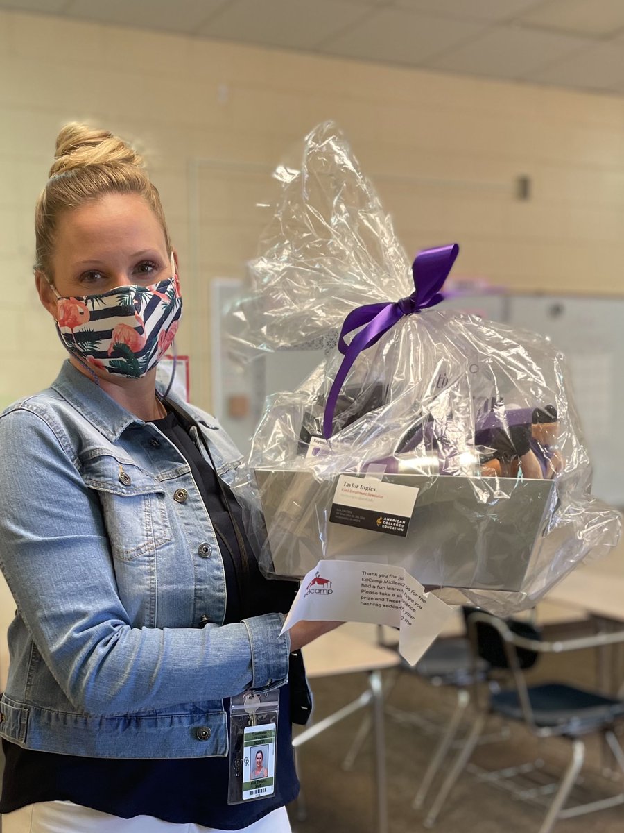 EduKat_D's tweet photo. So excited to get my prize basket from @GrandCanyonEdu!! Thanks #edcampmidlands for putting on a fantastic event! #pridein5 #lifelonglearning https://t.co/Mzs2xy6i0C