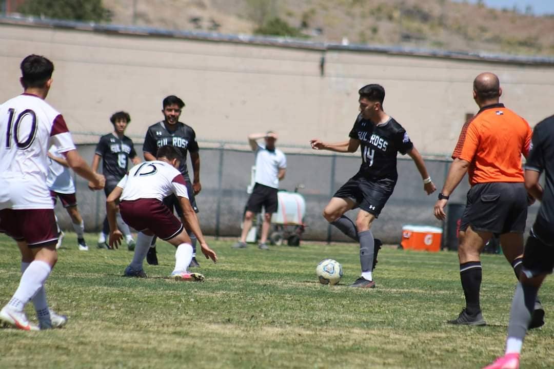 mau__14__'s tweet photo. A darle a lo que viene.⚽️💍 https://t.co/Dx9S8koKpz