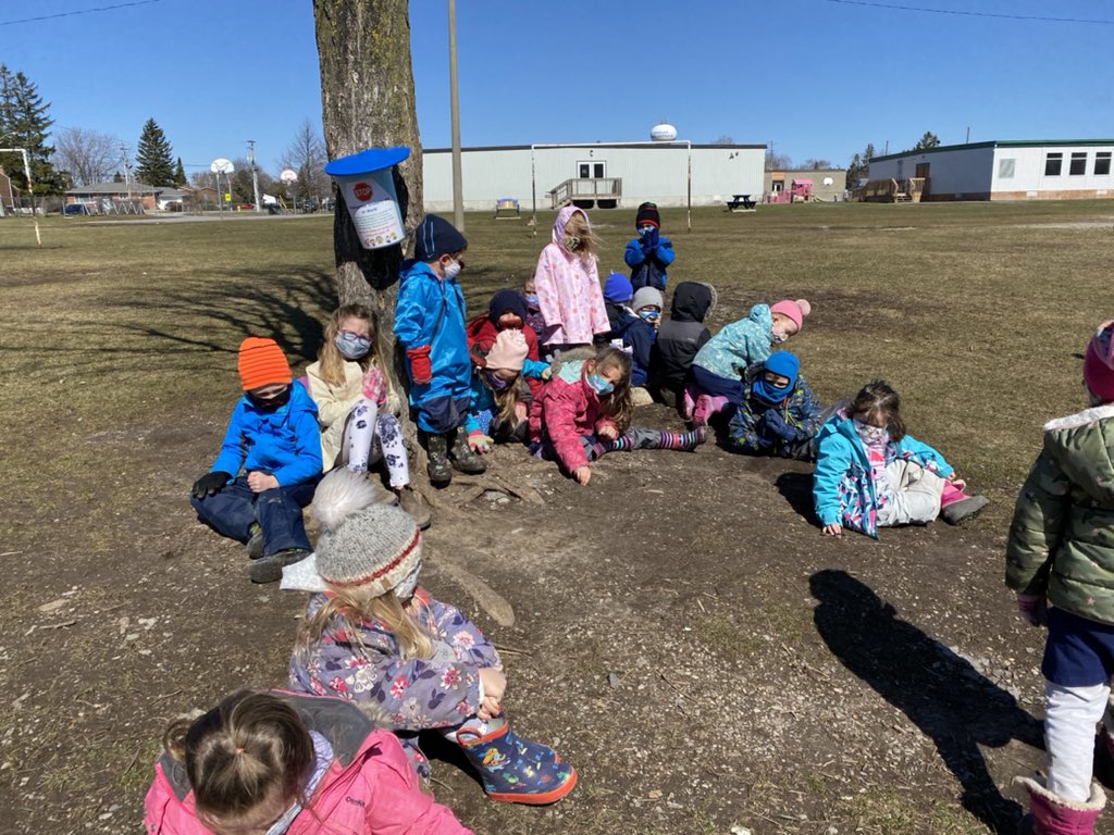 Mme Danielle LaBrie tweet media