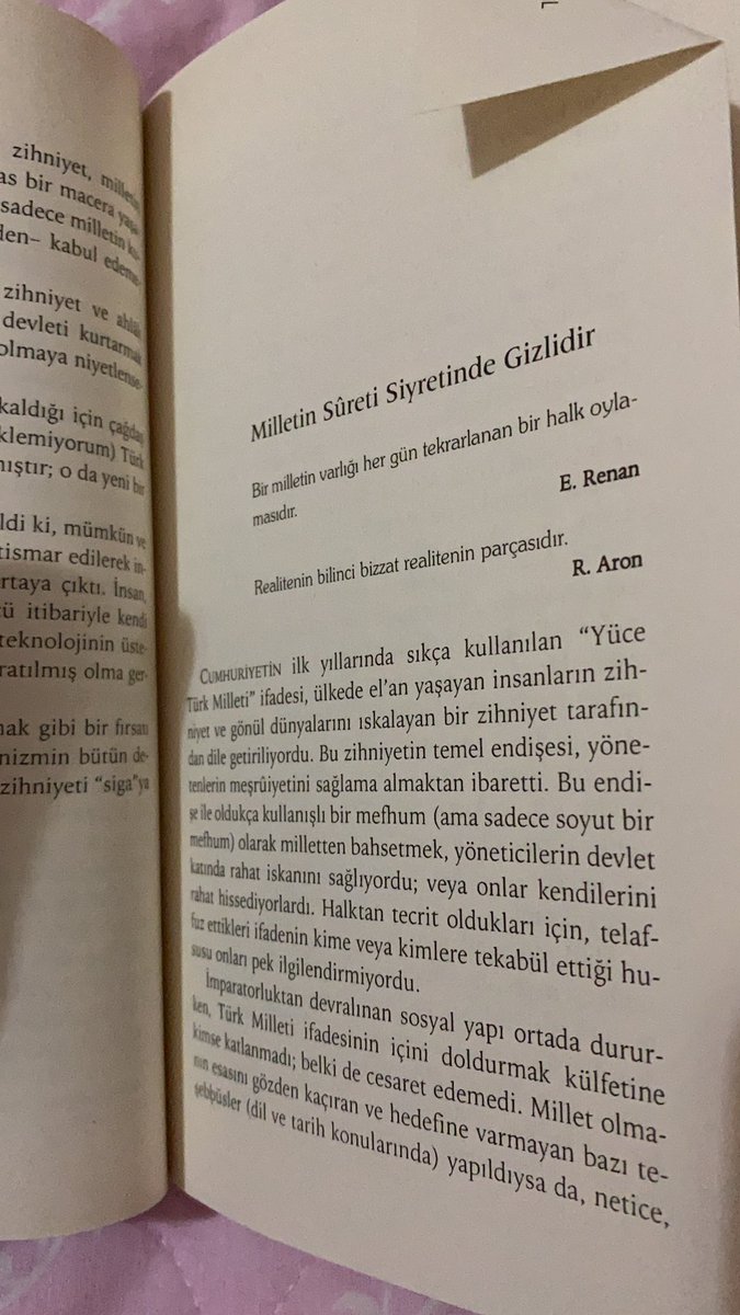 Her gün kitap okuyoruz, pazartesileri paylaşıyoruz 😉 o zaman okuyalım her şey sussun kitaplar konuşsun....
@hmzaydg <a href="/aksarayvaliligi/">T.C. Aksaray Valiliği</a> <a href="/haciomerkartal/">Hacı Ömer KARTAL</a> <a href="/Aksaray_MEM/">Aksaray İl Millî Eğitim Müdürlüğü</a> @EskilKaymakamli <a href="/brahimKilicer2/">İbrahim Kilicer</a> <a href="/rasitsahin_/">Raşit ŞAHİN</a> <a href="/AliBlentOLAK11/">Ali Bülent ÇOLAK</a>