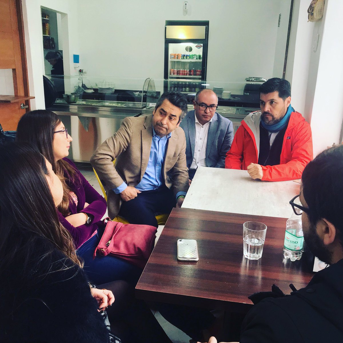 ChaniqueVictor's tweet photo. El año 2019 gestioné una reunión con la directiva de los #MédicosGeneralesdeZona e invité a Alexis Sepúlveda, diputado y Rodrigo Sepúlveda Espinoza, candidato a alcalde de Talca.  Nos preocupa #Talca y estamos desde hace años trabajando con parlamentarios, gremios y territorios. https://t.co/QbbATb3Gzz