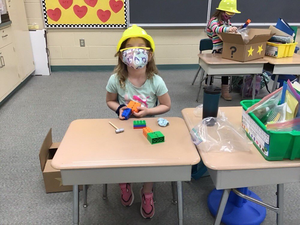 room132crew's tweet photo. Just before Spring Break the Crew worked hard constructing words and number bonds! #ClubRCA #GESConnected https://t.co/SWEYXCmpe7