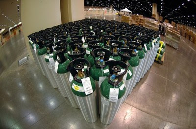 _ORondoniense's tweet photo. Em até cinco dias, a União, o governo do Estado de Rondônia e as empresas Oxiporto/Cacoal Gases e White Martins devem apresentar à Justiça Federal um plano detalhado e coordenado de abastecimento de oxigênio medicinal a todos os municípios de Rondônia.

https://t.co/2ZEI6o65rt https://t.co/EgXTVRwQHt