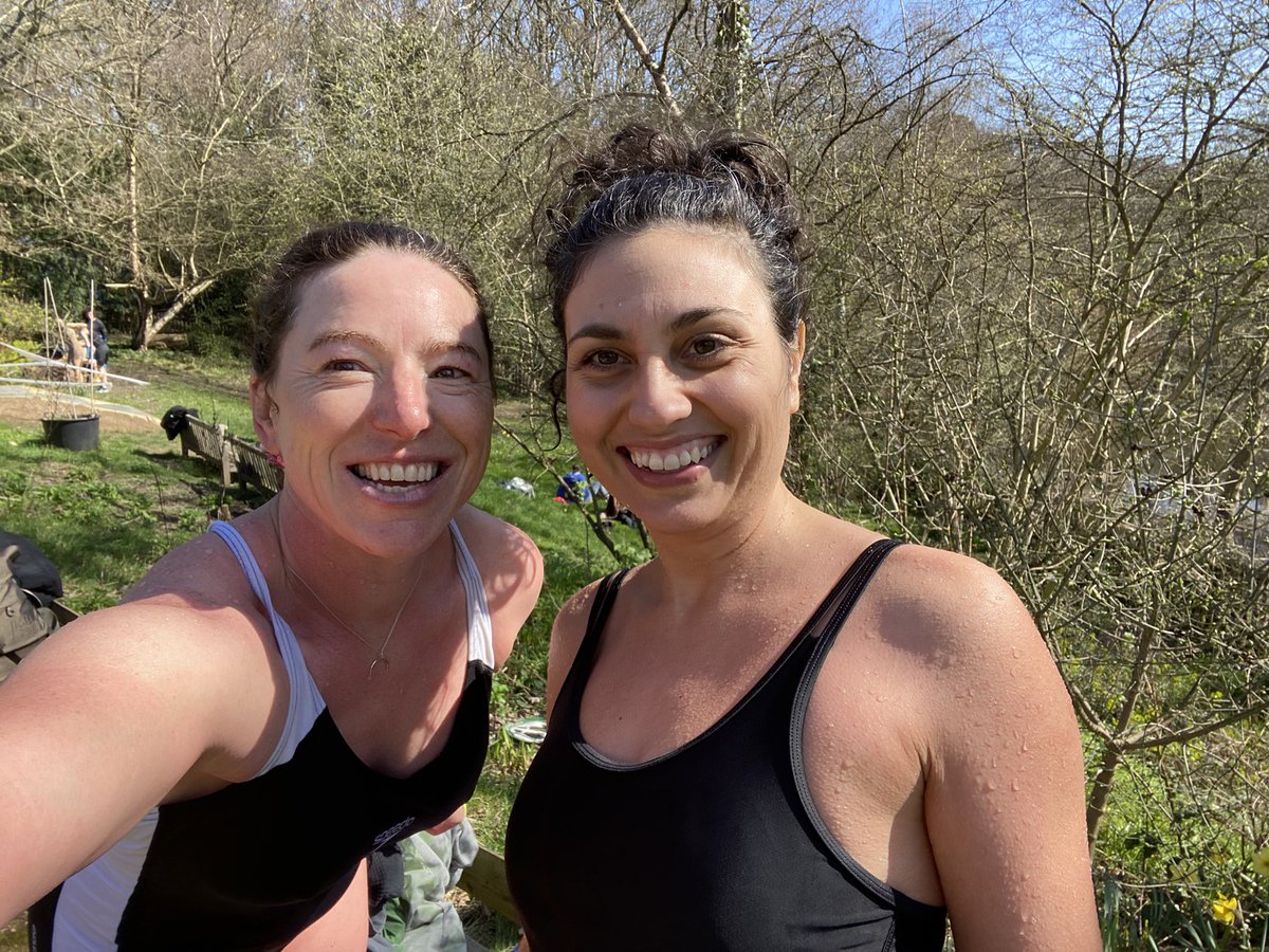 Lizzie Gillett tweet media