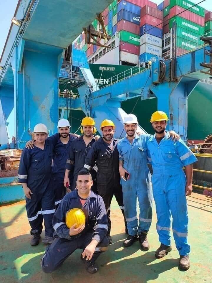 themaritimepost's tweet photo. The heroes responsible for the successful refloatation of MV EVER GIVEN!

Read more:
 https://t.co/mtYY1HbUXx

#suezcanal #SuezUnblocked #suez #evergreen #EverGiven #SuezCrisis https://t.co/lbtZdmD04j