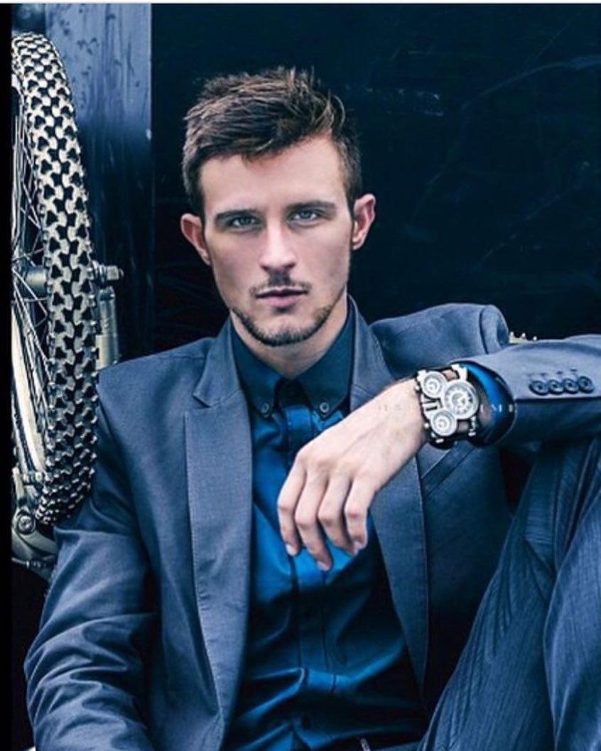 Dapper_Time's tweet photo. Strength and style in one watch. 
⌚ Shop at https://t.co/gP4MxTz9nV  
#dappertime #dapper #watch #menswatch #timepieces #watches #horology #watchesofinstagram #watchuseek #watchaddicts #accessories #menaccessories #affordableluxury https://t.co/ydUOJEp2GF