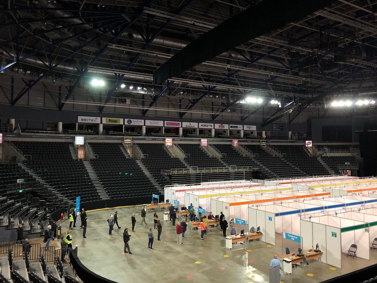 That's it from us today at the new mass vaccination centre at @SSEBelfastArena. Don't miss @bbcnewsline at 18:30 when @mlchealth will be live from the centre. If you missed it, you can listen back to the whole programme here: bbc.in/3m9wlEf