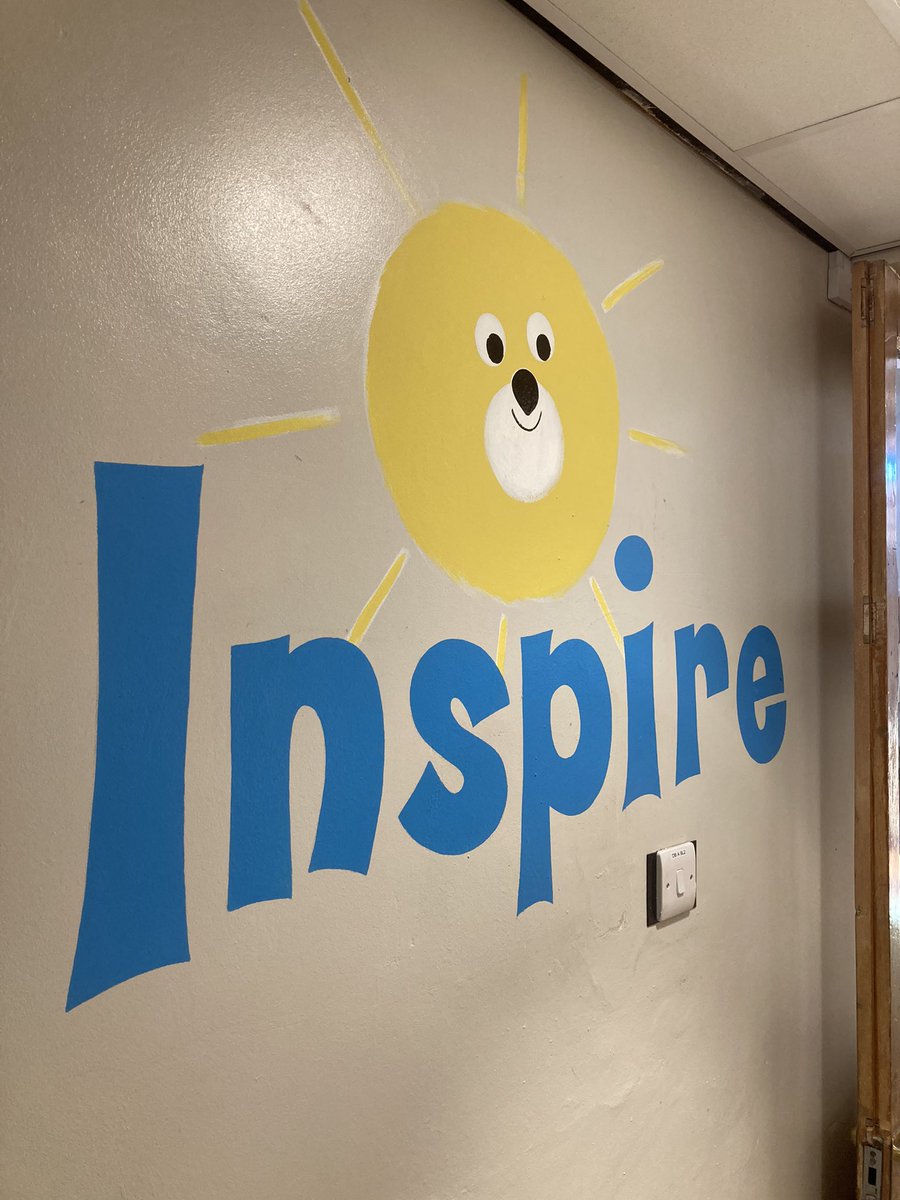 Been giving back to the community today by volunteering my services. Painting school values onto Reuben’s school walls. <a href="/marsdenIandN/">MarsdenInfants</a>