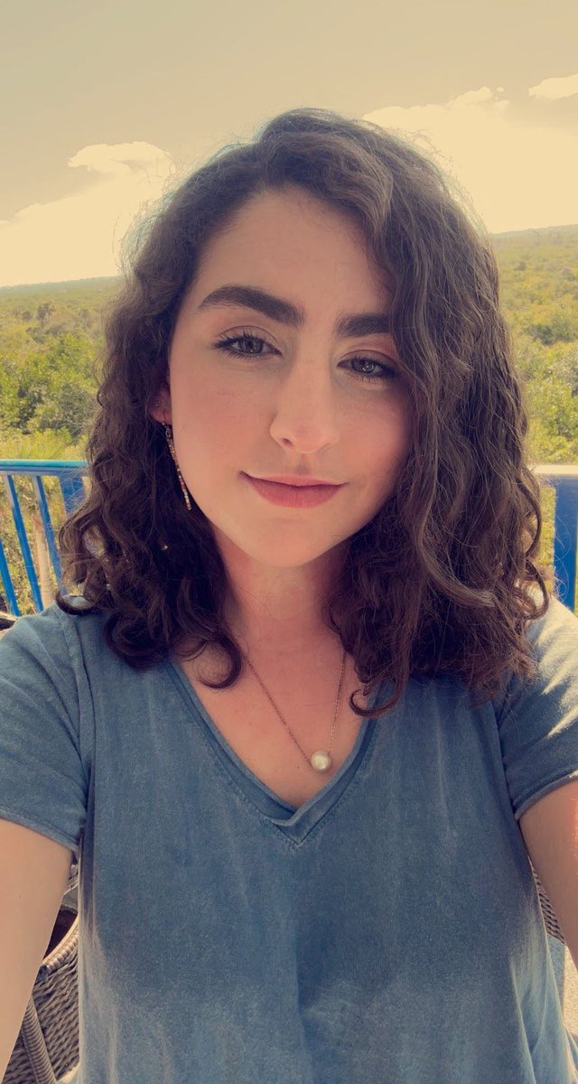 Lander_TF's tweet photo. Shout-Out! Hey! My name is Jessica Hill. I am an elementary education major from Columbia, SC. My favorite thing about being a part of Teaching Fellows has been making new friends and getting to learn about the experiences of teachers who are currently in the education field. https://t.co/WFmMOmUbyd