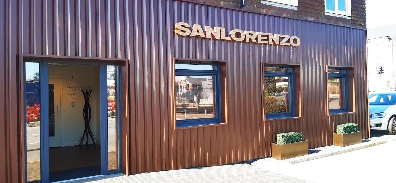 marinebizworld's tweet photo. Sanlorenzo UK's new office opens at Swanwick Marina - UK and Ireland customers and brokers now have a local contact to discuss Sanlorenzo Yachts - @Ancasta_Group https://t.co/08O9QdzN7H https://t.co/wCKME2MIMv
