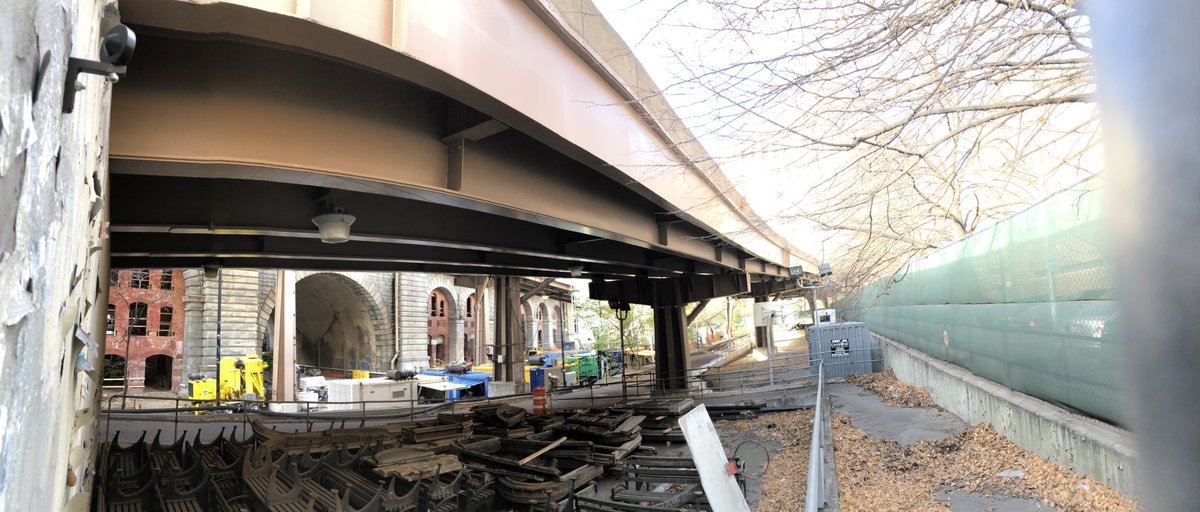 UASEM_NYC's tweet photo. @MarkLevineNYC we need to open park under BK Bridge closed for 10 + yrs. Our campus of 4 public schools needs outdoor bball &amp; PE space w HS/PSAL reopening. The space is there &amp; unused but closed off by @NYC_DOT. Clear equity &amp; access issue for LES/Chinatown https://t.co/94P9zw0Zh3