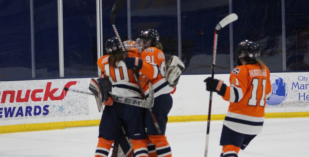 Midland_Sports's tweet photo. Women's Hockey: Warriors Go 2-1 at WMCH Tourney; Finish in Third Place
(@Midland_WHKY) - https://t.co/hV5Jwh944F https://t.co/dYTQimjvbm