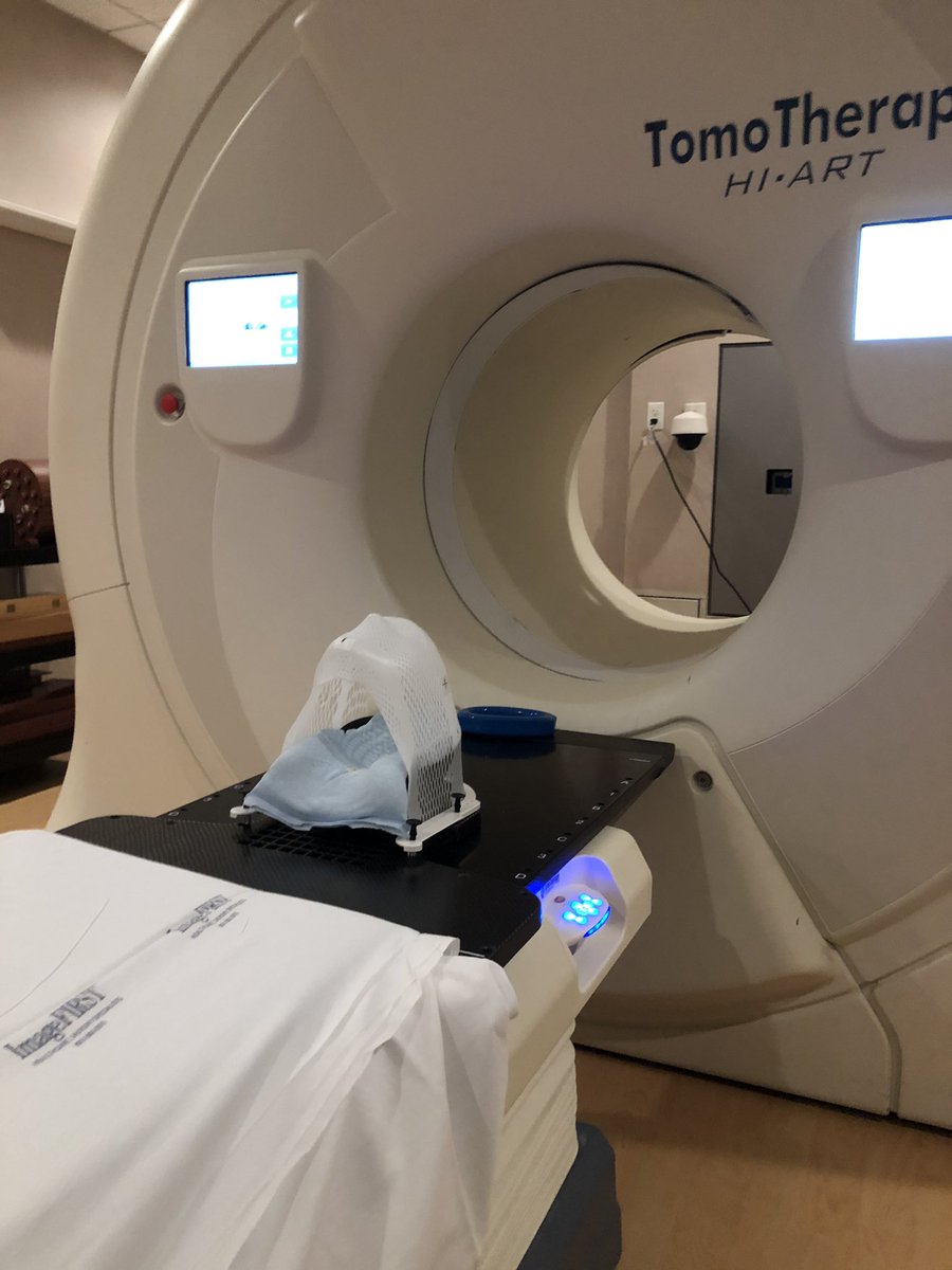 mamagoose1813's tweet photo. Finished up 5 more days with my buddy the TOMO machine this am. Had some new visitors trying to hang out, hopefully we sent them on their way. While I love my people in radiation oncology, I love not seeing them even more! #mofoTOMO #glowbug https://t.co/8ZKNaTRqu5