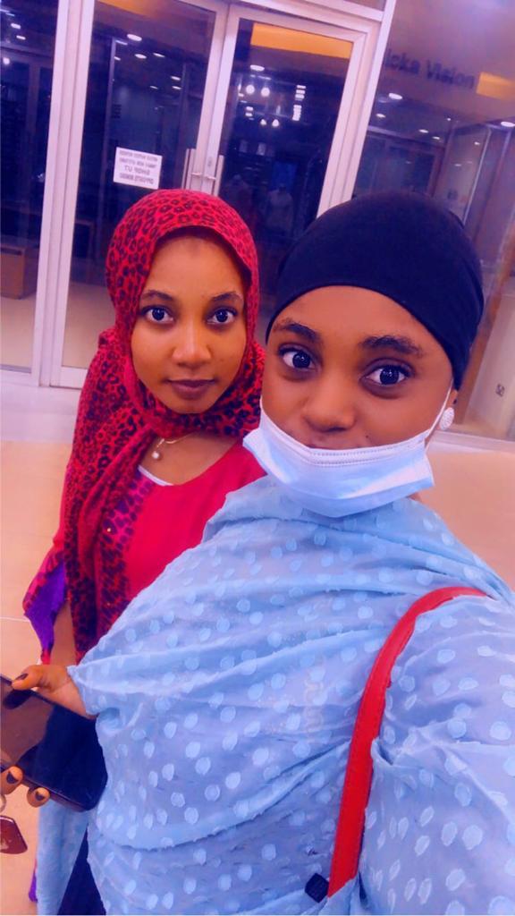 pemeemee's tweet photo. Hello Twitter it's been a while❤❤ https://t.co/JIbq7itxE2