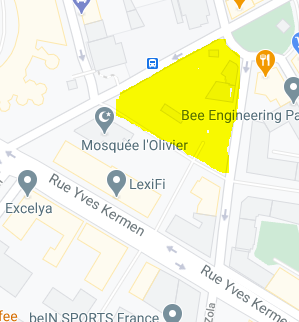 L'image de gauche est tirée du projet officiel de modif du PLU... Sauf qu'en vrai, aucun des côtés du "triangle" n'est ainsi dégagé. Seule la "pointe" donne sur la place Bir Hakeim. Le #POBB sera entouré d'une voie piétonne et de deux rues étroites (+ mosquée, école, logements).