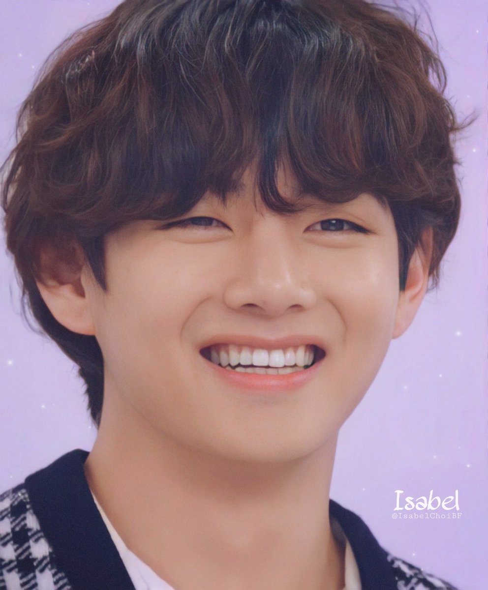 IsabelChoiBF's tweet photo. Taehyungs precious smile 💜

#김태형 #KimTaehyung #BTSV
#LetsBTS #BTSedit (@BTS_twt) https://t.co/09OnmZfKXY