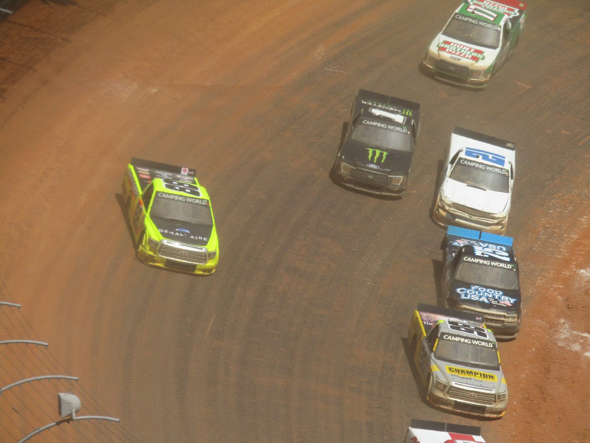 DanielJHarmon's tweet photo. Crafton is literally the only one getting near the cushion so far.... https://t.co/0bZi7EiEIo