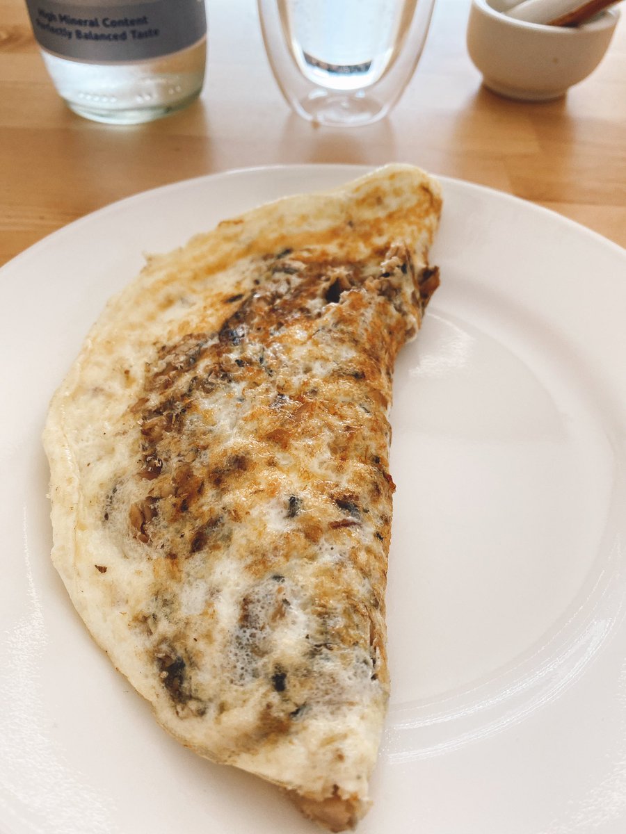 zerocarbage's tweet photo. Very #nosetotail -ey breakfast. Egg white and sardines omelette, liver, brain and tongue. Oatmeal? Cereal? Toast with jelly? Waffles and OJ? 😂😂😂 #T1D #lowcarb #diabetes #carnivore #carnivorediet #zerocarb #zerocarbage #type1diabetes #type1carnivore https://t.co/wo3flI2Bhp