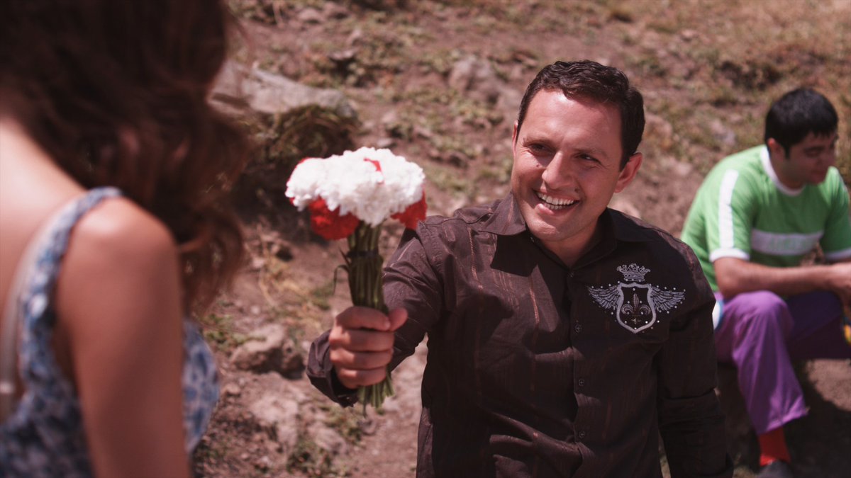 - Qu'est-ce qui est Hov et qui attend ?
-