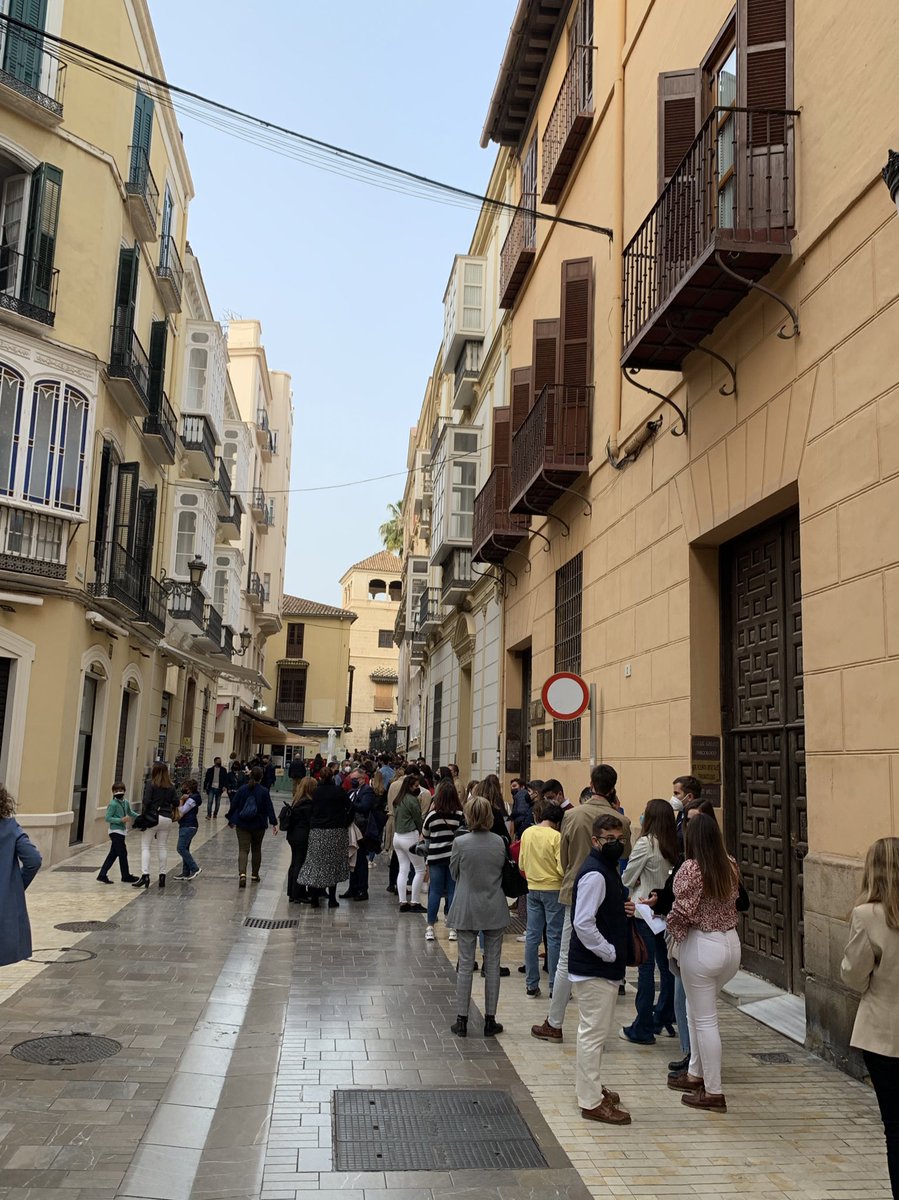 Lo entiendo, me gusta y lo respeto todo.  Pero a mi, que no me cierren la semana que viene a 18:00 porque han subido mucho los casos.