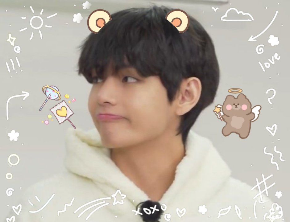 layoverbytaetae's tweet photo. we love you kim taehyung. we love you so much! https://t.co/Hkbts6vXMf