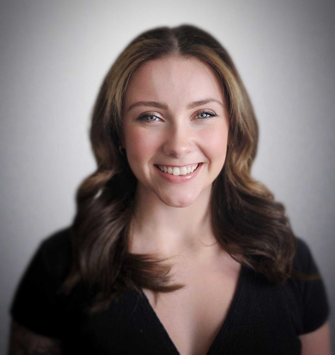 FinanceMarkG's tweet photo. This week we introduce to you, Victoria! Victoria is one of our Marketing Coordinators. She wanted to share this piece of advice below to women of all ages in honor of International Women's Month!

"Be whatever you want to be. Want to run your own bus...
#internationalwomensmonth https://t.co/JSRRwx3lTJ