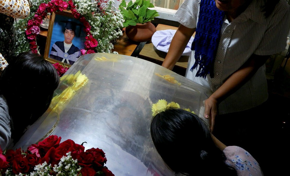 New data from <a href="/aapp_burma/">AAPP (Burma)</a> shows another 14 people killed in Myanmar today, but total toll rises to 510 with new deaths recorded from previous days. We now see at least 141 were killed on Armed Forces Day alone #WhatsHappeningInMyanmar