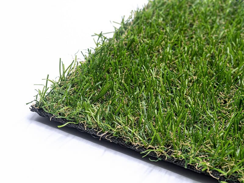 ASTURCESPED's tweet photo. Buenos tardes. 
Os presentamos nuestro modelo de césped artificial "TEVERGA"  de 20 mm de altura de hilo, 12600 puntadas por metro cuadrado, DTEX 7200 y un precio de 7,85 €/m². Disponible en nuestra tienda física y online. 
https://t.co/jy9sybwrrN
 Gastos de envío gratuitos. https://t.co/NHYWpRZVfo
