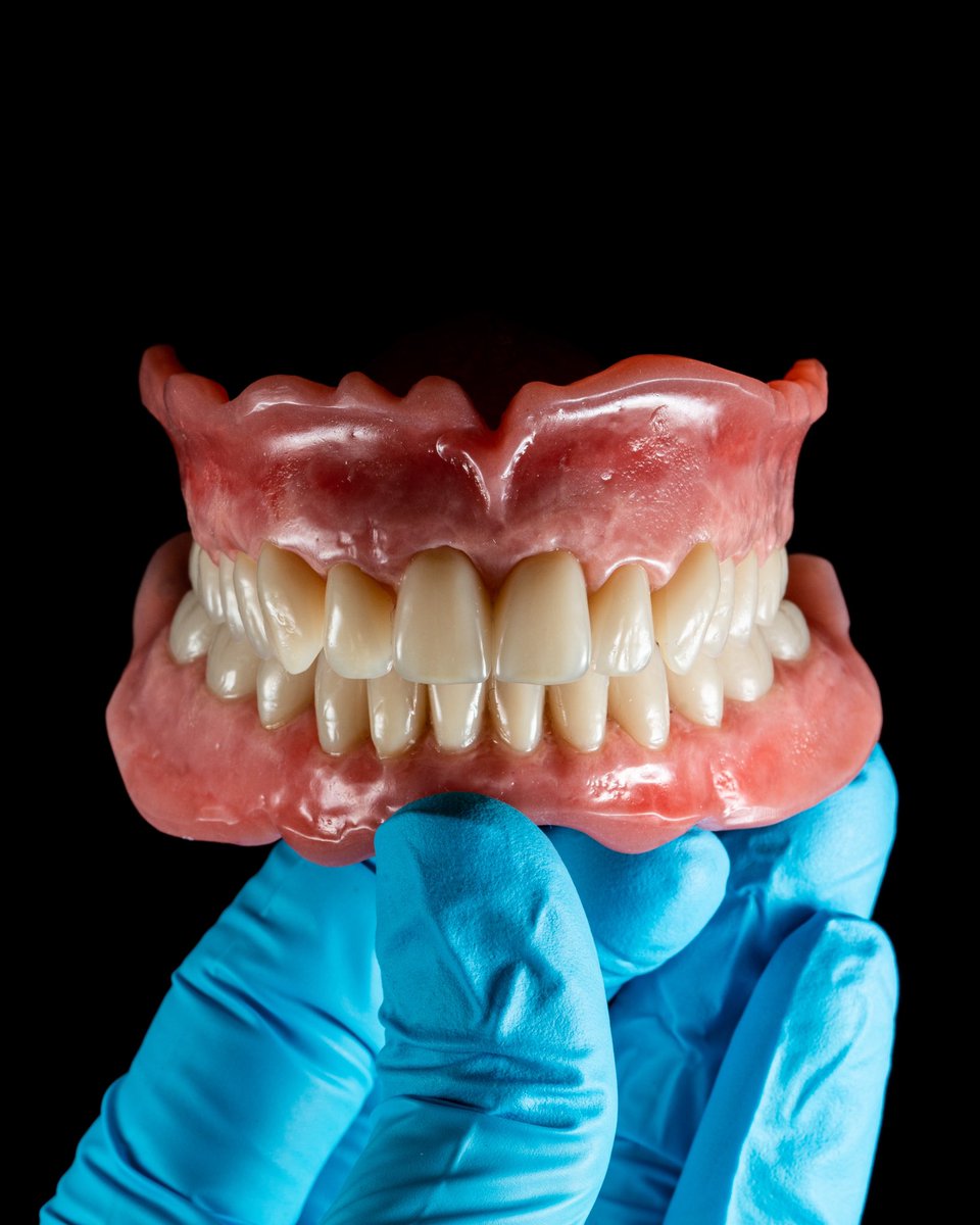 Really looking forward to my webinar on Wednesday as part of the young <a href="/ITIUKIRELAND/">ITI UK & Ireland</a> prosthetics evening! I’ll be talking about optimising dentures for retrofitting to implants, this is one of the cases I’ll be using! It’s free to sign up for non-members, get in touch!
