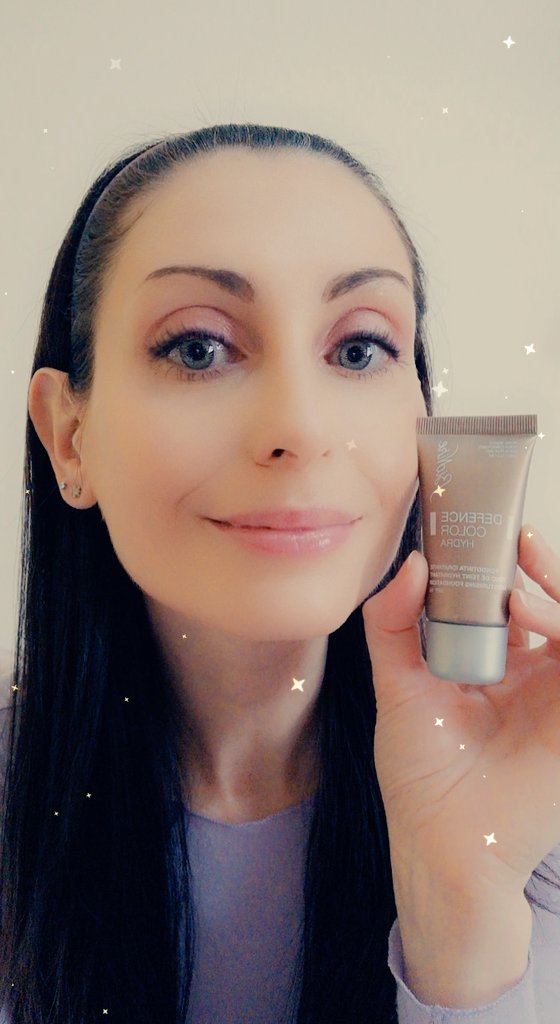 LadyLienEnore's tweet photo. @BionikeSpain @bionike #bionike #defencecolore #fondotinta @LadyLienEnore #ladylienenore #influencer #testimonial #promoter #adv #blogger #writer #italy https://t.co/iOlSxG37zv