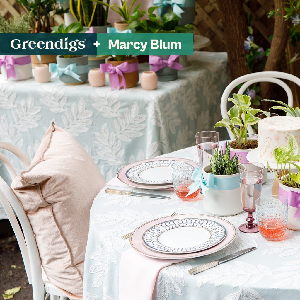See how @MarcyBlum reinvigorates a bridal shower with living design. From unique table settings to memorable favors, Marcy knows how to make a special day even more special. spr.ly/6182HQfaj