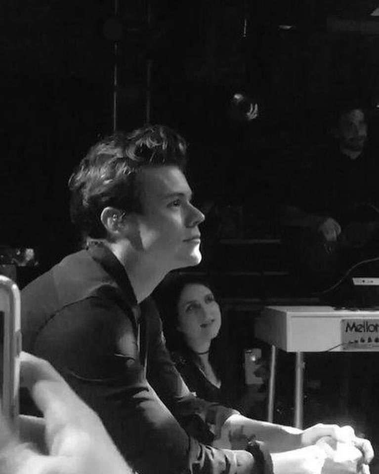 best harry pics tweet media