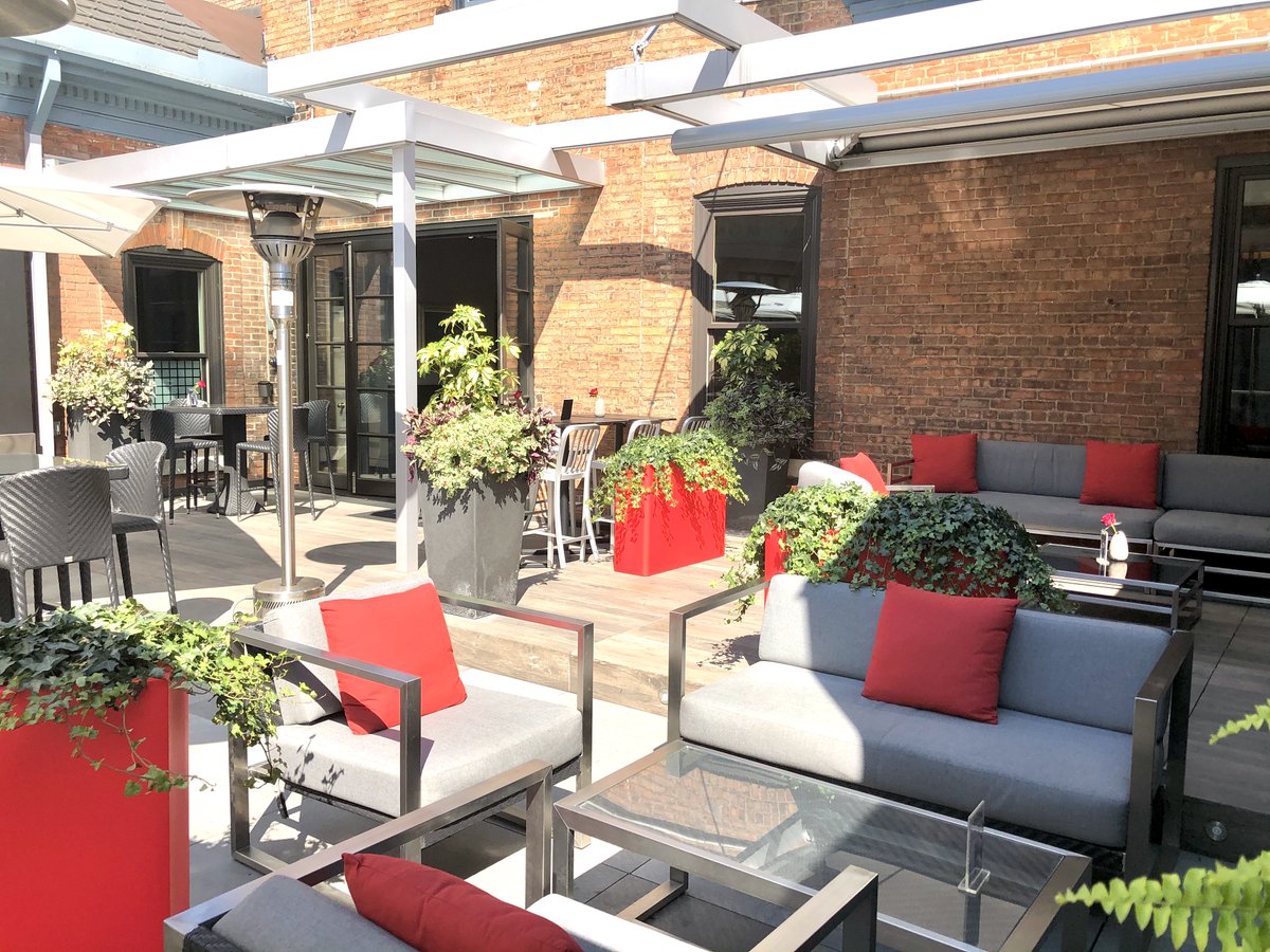 TheHamiltonClub's tweet image. The terrace will be open for member dining tomorrow (reservations are required). As Hamilton is in the Grey Zone, the Club will be open for outdoor dining only. As it is still early in the season, our hours will be weather dependent. Club COVID-19 policies remain in effect.