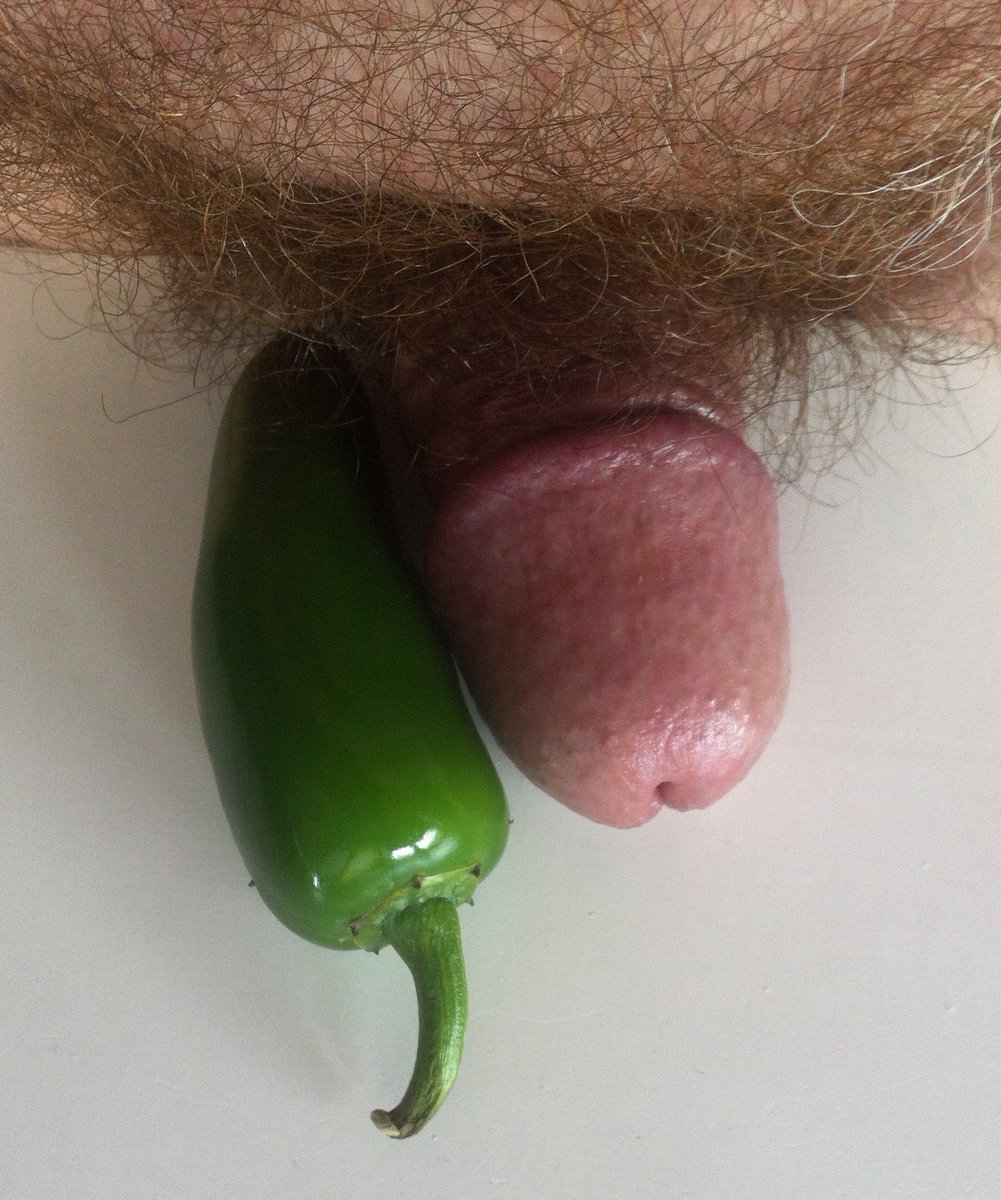 lildadck85's tweet photo. My little jalapeño. #spicy #smallcocksrock #itsreallysmall #twoinches https://t.co/R70MIdqcBi