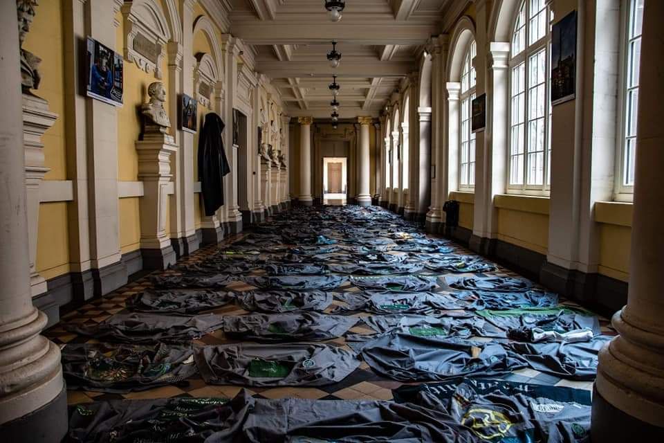 DMMNJ1995's tweet photo. Soutien total aux élèves des Arts et Métiers qui se battent contre la décision de multiplier par 4 les frais de scolarité. Cette école a servie de tremplin à des milliers d’élèves de toute classe sociale qui font aujourd’hui briller l’industrie française, sauvons cette diversité. https://t.co/3w4tIl4nV5