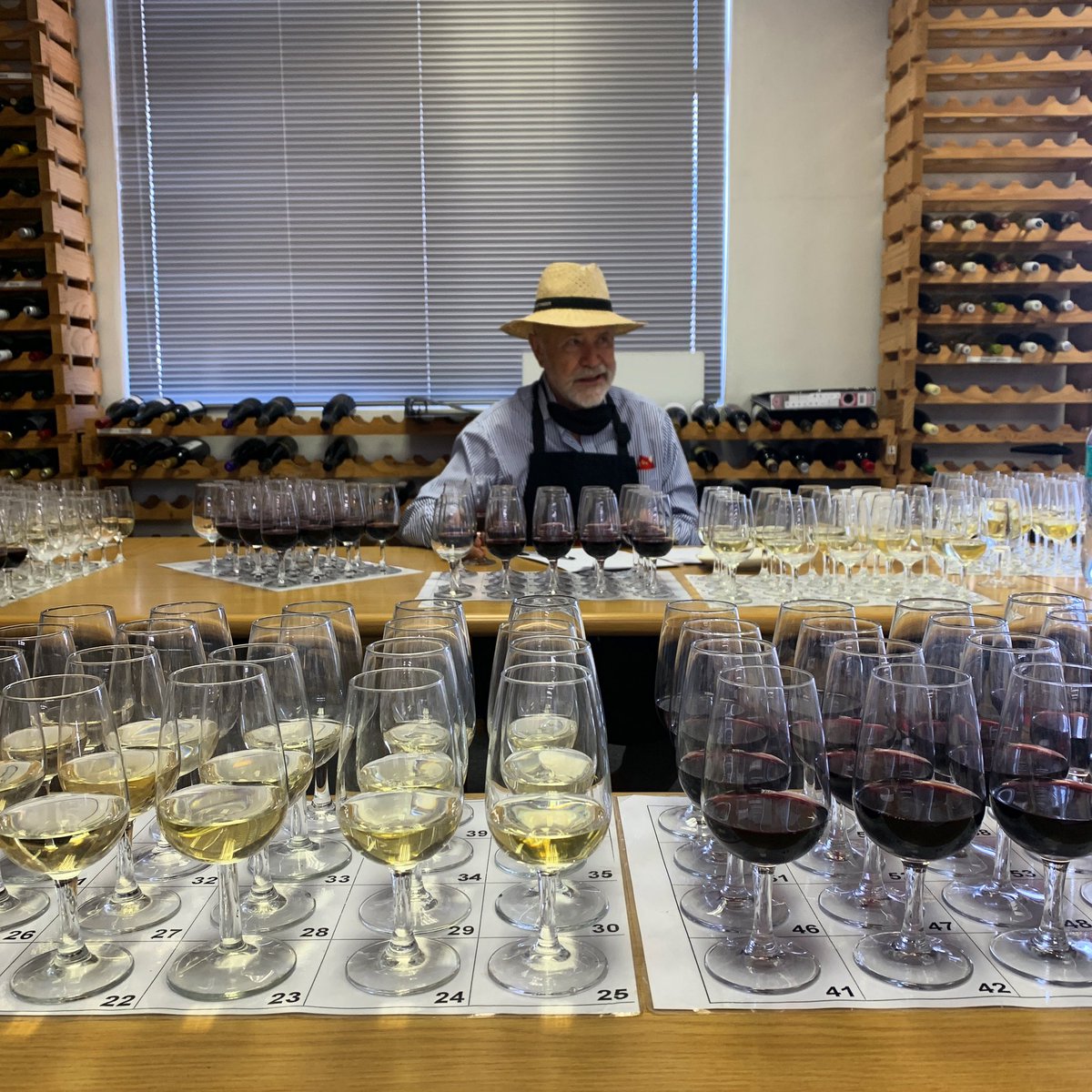 Malu Lambert (@malulambert) on Twitter photo Monday tasting with <a href="/WotMSA/">Wine of the Month</a> - founder Colin Collard in situ.
#wine #wineofthemonth #capetown Monday tasting with <a href="/WotMSA/">Wine of the Month</a> - founder Colin Collard in situ.
#wine #wineofthemonth #capetown