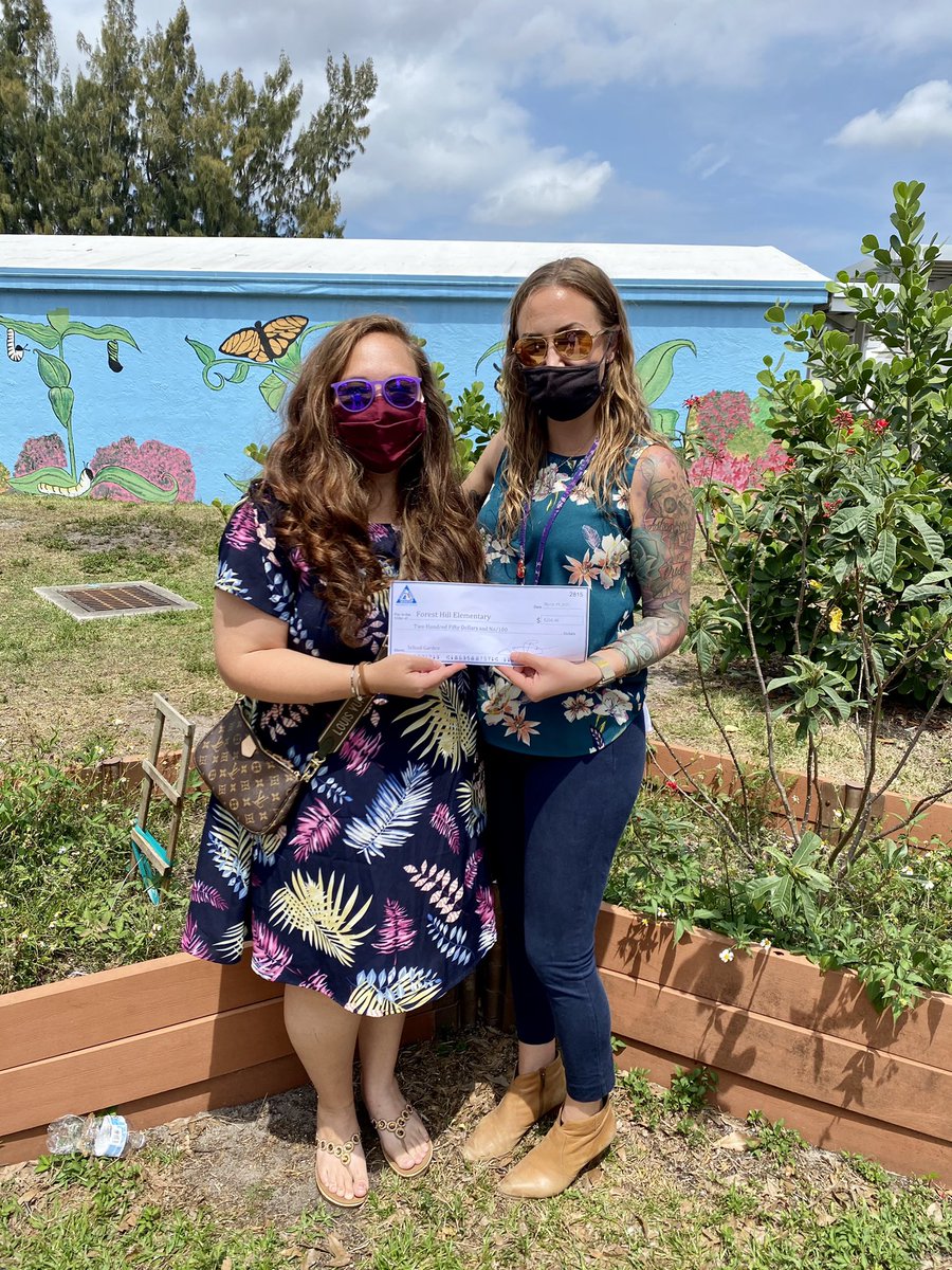 Isabella Johnson tweet media