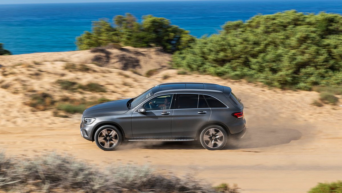 Book a service appointment at Mercedes-Benz Edmonton West. Service you can trust. loom.ly/08tPpGo