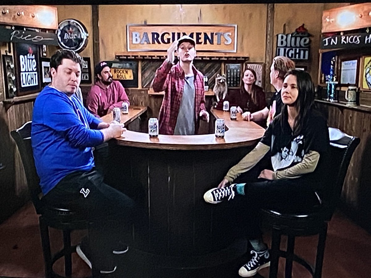 TheVented1's tweet image. @_rone @martymush @BarstoolBigCat @Trysta_Krick @kellykeegs  next on #Barguments  would you rather be seen and not heard . Or Heard but not seen ? @martymush your up ! You know what they say March Madness adds 15 pounds ... am I right Rico ....