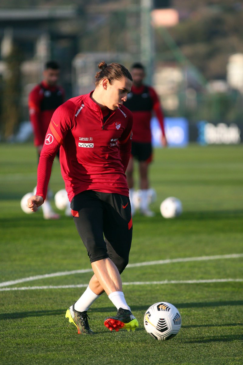 Tüm hazirliklar tamam! Yarın tek yürek, 3. galibiyet için sahaya çıkmayı bekliyoruz.❤️🤍🇹🇷