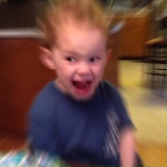 || Están lloviendo vergazos tan pronto.